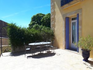 Die Ferien Wohnung in Les Santolines in Néffies. Südlich gelegen ist es hell und gemütlich mit seiner Zentralheizung. Schließlich werden Sie auch die große TerrasseTerrasse zu schätzen wissen.