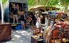 Pezenas vous invite à sa Grande foire d antiquités et Brocante. Le Dimanche 14 Octobre